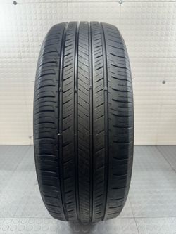 One great used tire Hankook 235/60/18 # 1146