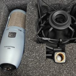 AKG Condenser Mic 