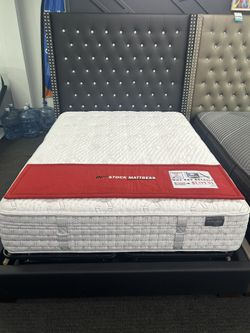 Queen Mattress ARELOOM. CALIFORNIA DESIGN HANDMADE