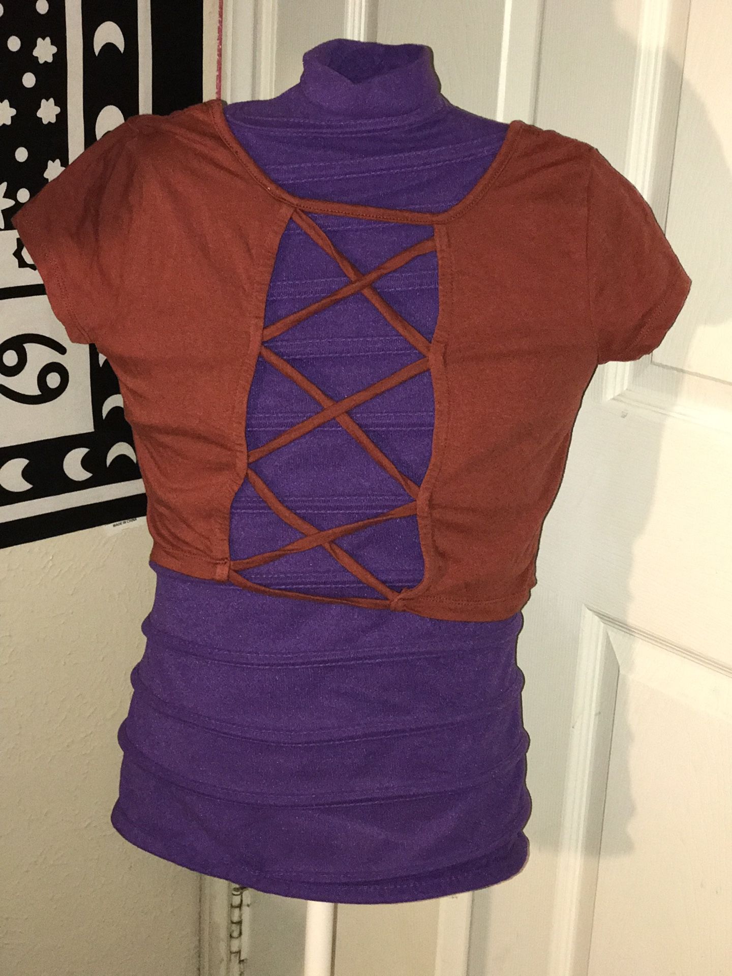 Crop top