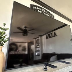 75” Samsung 4K Smart TV