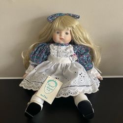 Goebel Stacy Porcelain Doll Carol Anne Bette Ball Musical My Favorite Things 16”