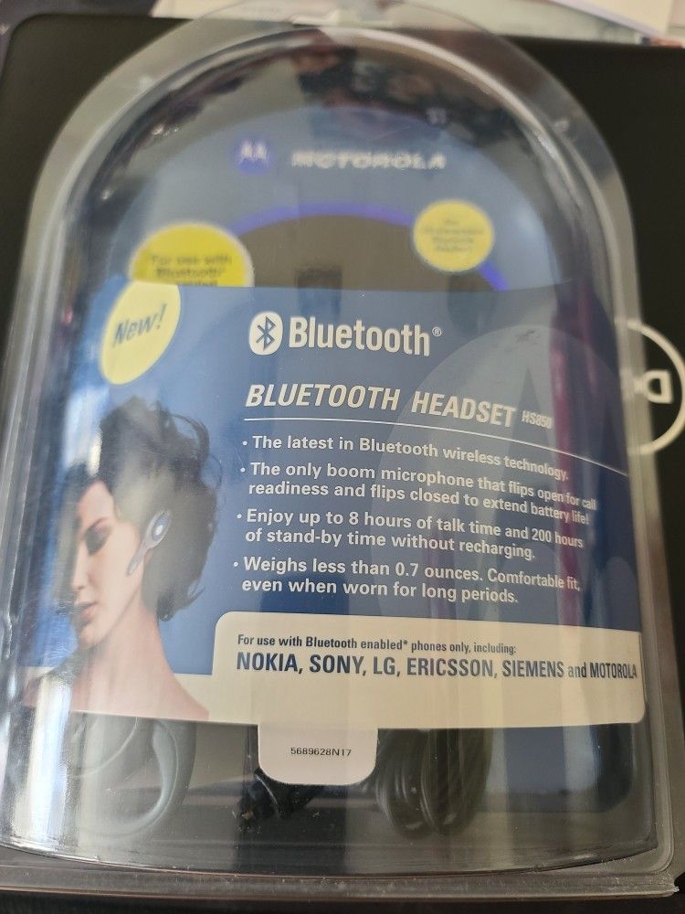 Brand New Bluetooth Headset Made By Motorola