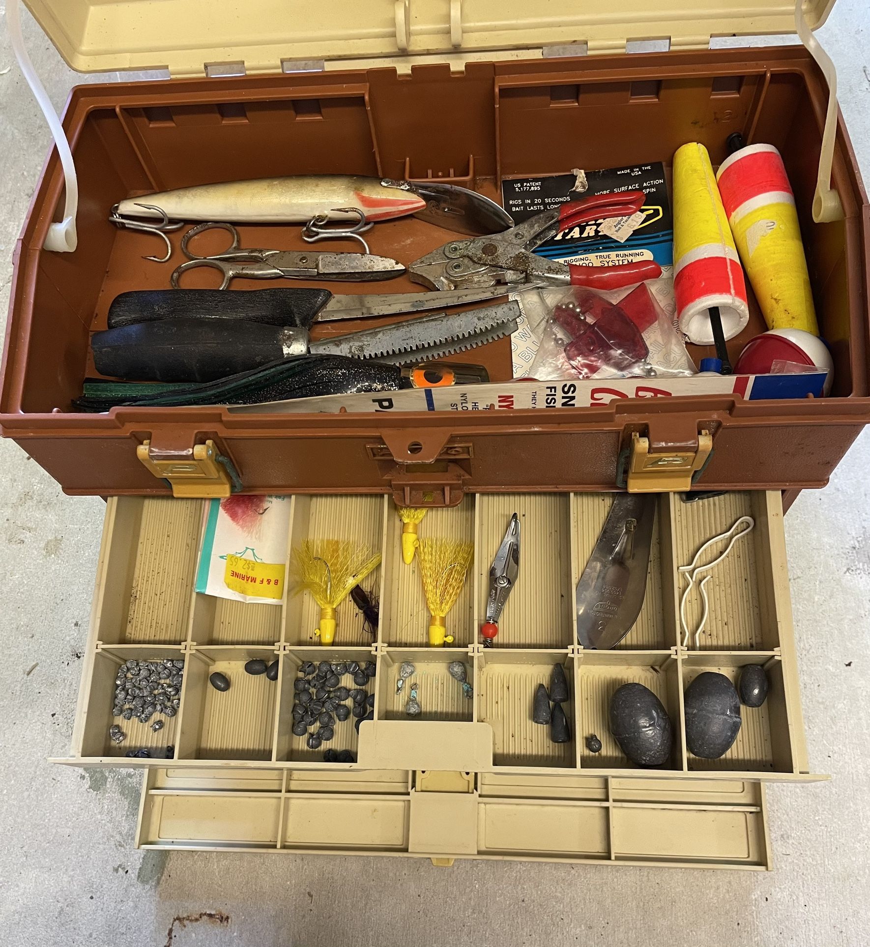 Kids fishing tackle box for Sale in Miami, FL - OfferUp