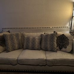 Couch And loveseat Set 