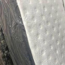 50-80% OFF Brand New Mattresses - Must Sell!