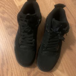 Retro Black Cats 4’s