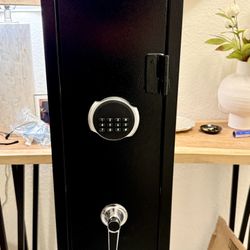 Rifle Safe (Brand New Inbox)