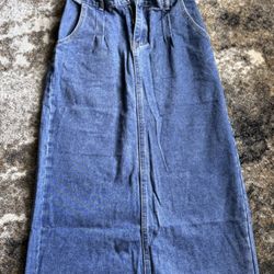 Denim skirt 