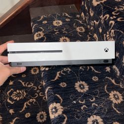 Xbox One With Two Controllers 