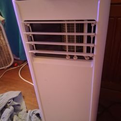 Room Air Conditioner And Heater 