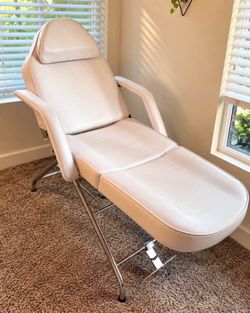 White Massage Facial Bed Treatment Chair