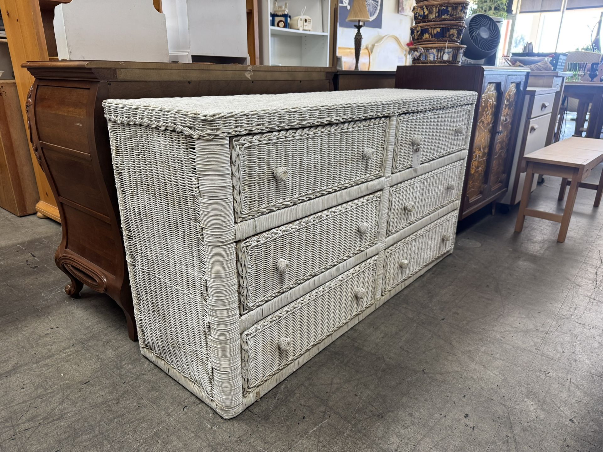White Wicker Dresser, 6 Drawers