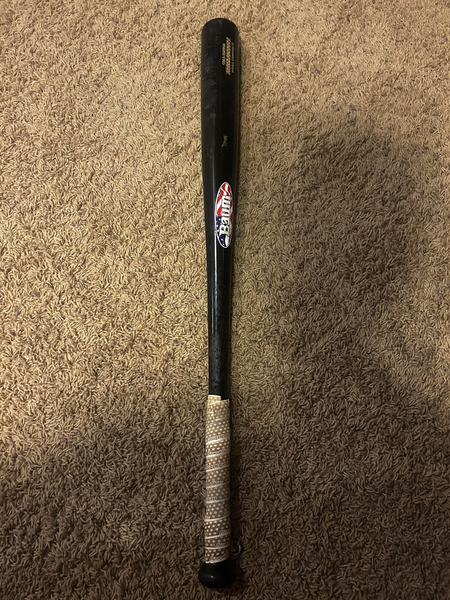 33 In Baum Bat Gold Edition