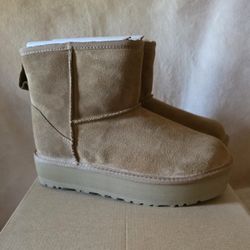 Uggs Kid's Classic Mini Platform