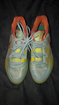 Nikes brand new