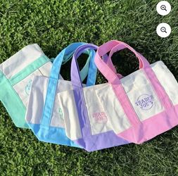 Viral Trader Joe’s Tote Bags