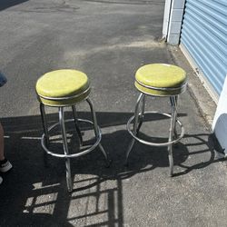 Vintage Bar Stools / Swivel 