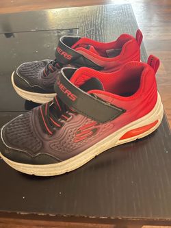 Boys shoes