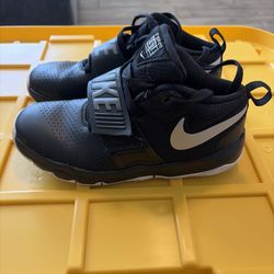 Nike Team Hustle D 8 881941-001 Black Basketball Shoes Sneakers Size 3Y