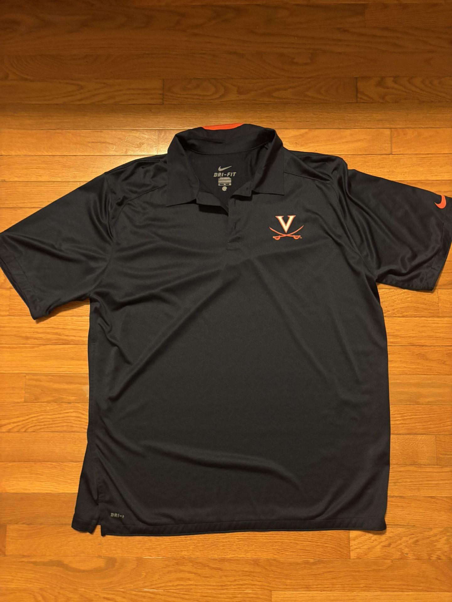 Virginia Football Team Polo β Size XL (Great Condition)