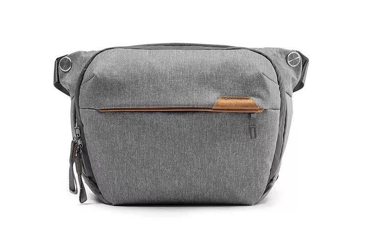 New Peak Design Photography Camera Carry On Bag Everyday Sling Ash Sling, Shoulder, or Waist Carry Crossbody Purse