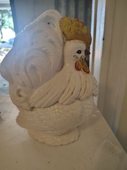 Cookie jar possibly antique
