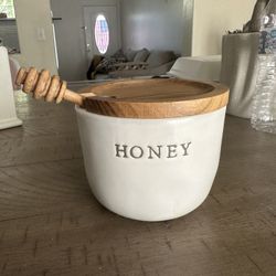 Honey container