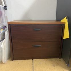 Locking 2 Drawer File Cabinet with Key 
