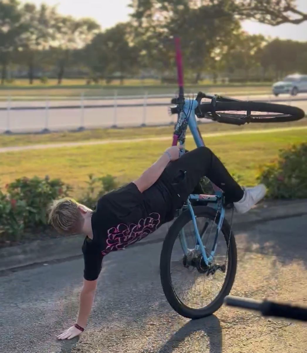 C100