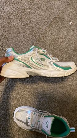 Avia only worn twice