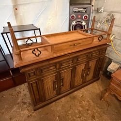 Antique/ Furniture