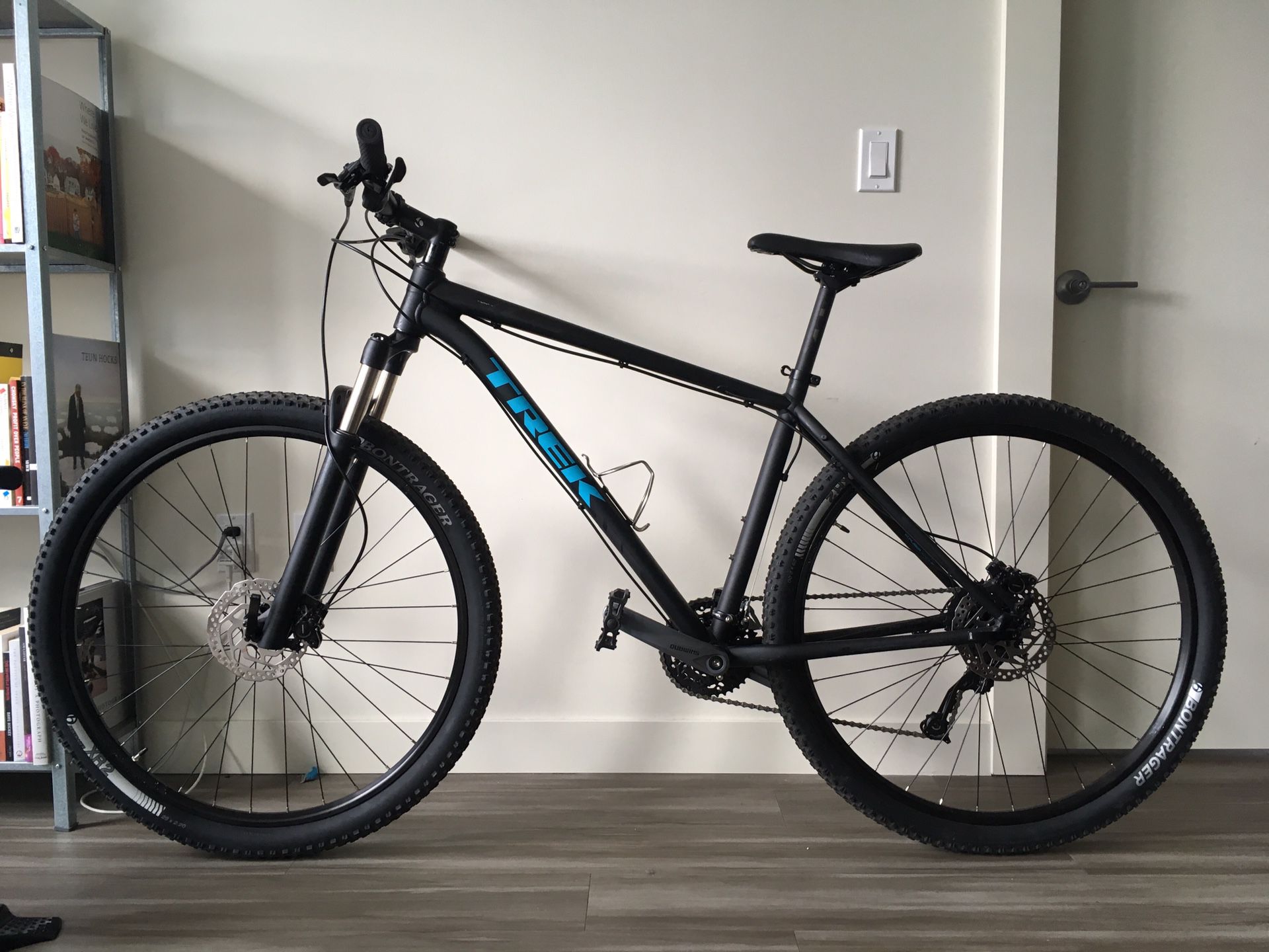 vloek Het formulier Begeleiden Trek X-Caliber 7 2017 Mountain Bike for Sale in Seattle, WA - OfferUp