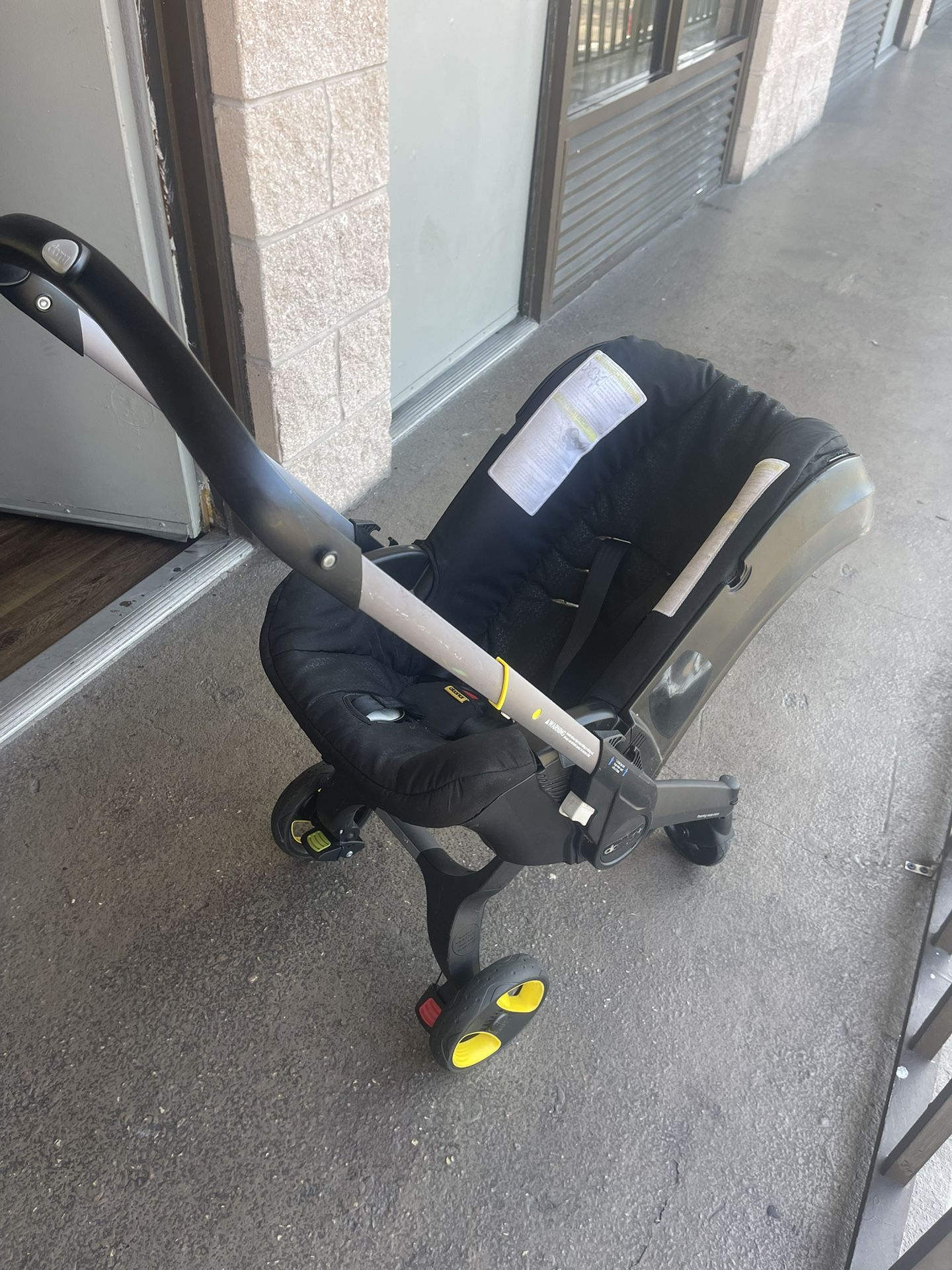 Donna  all In One ( Car Seat & Stroller ) 