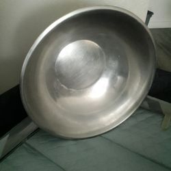 Large Mixing Bowl 