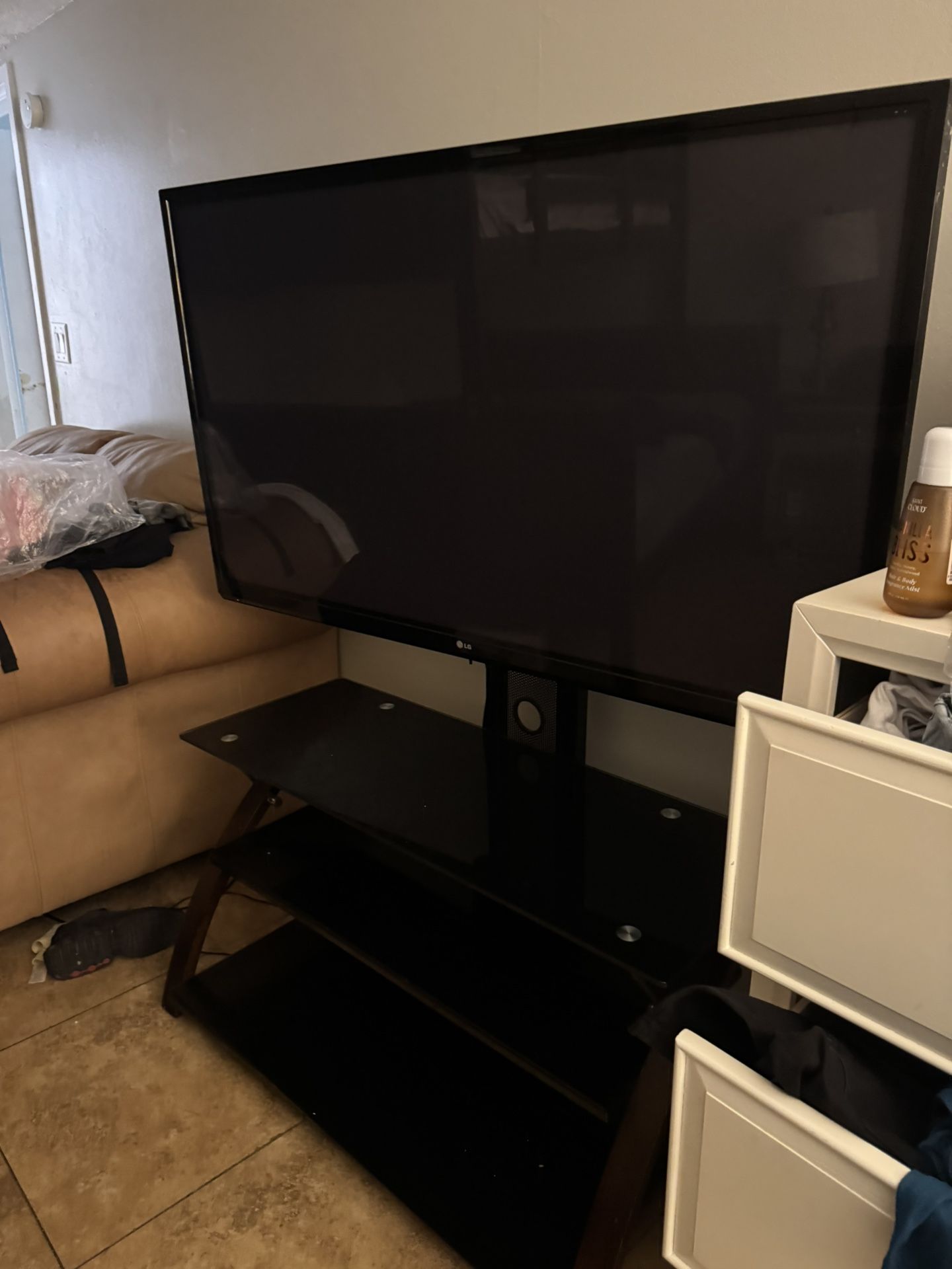 Lg Tv With Stand