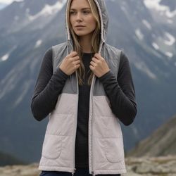 The Northface Mountain Sweatshirt Hooded Vest Women’s Size MEDIUM Full Zip Insulated Lightweight 