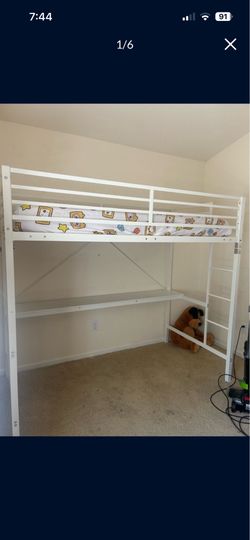 Kids loft bed