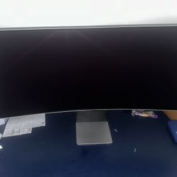 Samsung G8 Curved 34’ Monitor