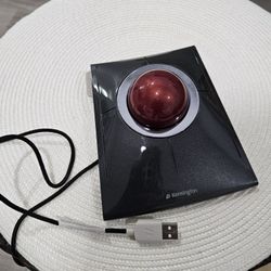 Good condition Kensington slim blade trackball mouse.
