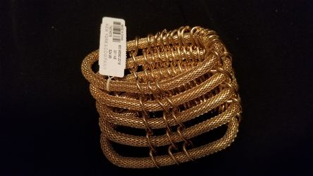 New York and company bracelet $12