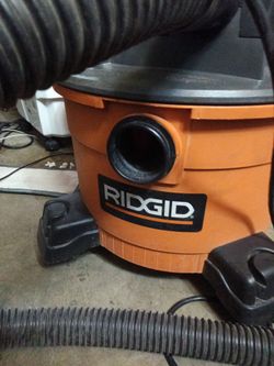 Ridged 6 gallon shop vacuum