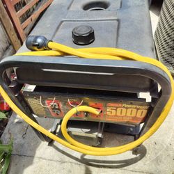 6250 Watts Start, 5000 Running Watts Generator . Works Great