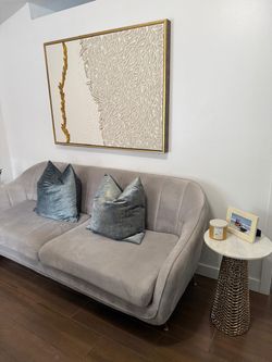 Light Gray Velvet Loveseat 🛋️