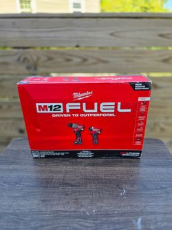 Milwaukee M12 2-tool combo kit
