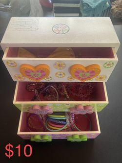 Kids Jewelry Box With Jewelry 