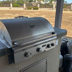 BBQ Island With  American Outdoor Grill 