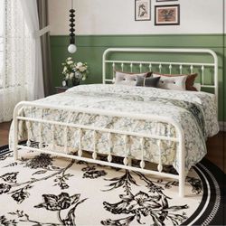 King Size Metal Platform Bed Frame with Victorian Style , White S-14