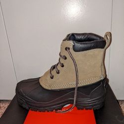 Women's Snow Winter Boots Size 8