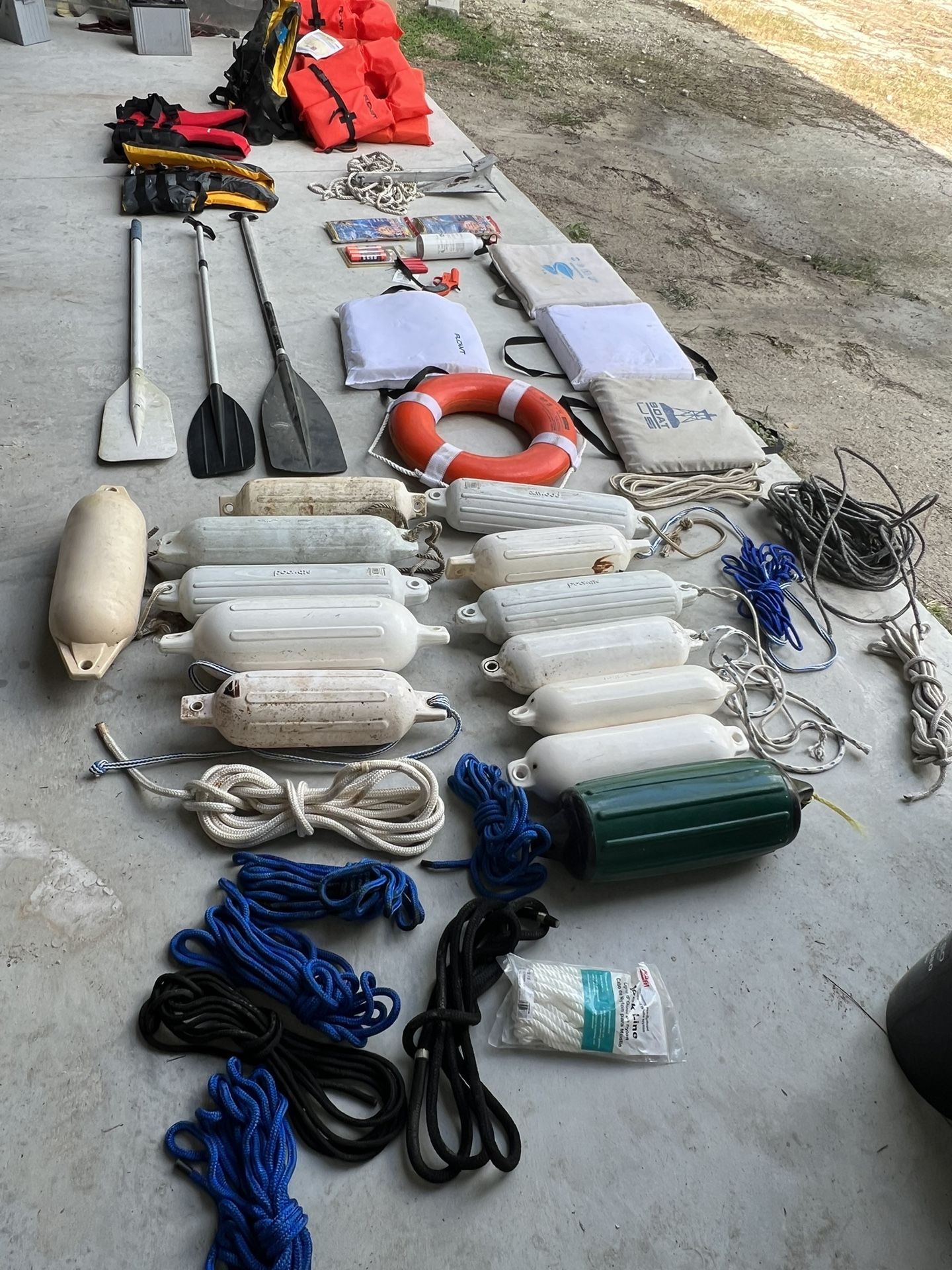 Boat Life Jackets Fenders Ropes Anchor Safety Equipment Paddle